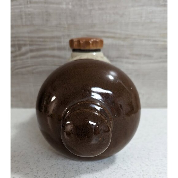 Large Vintage Medalta Stoneware Hot Water/Bed Warmer Bottle - Made in Alberta - Picture 5 of 10